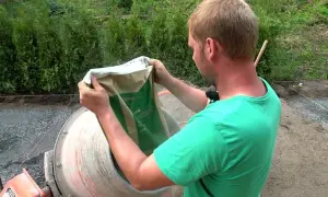 Jak zrobić małą betoniarkę – proste kroki i niezbędne materiały