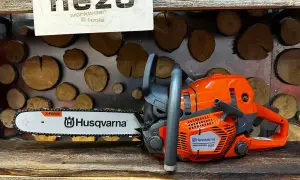 Jaki olej do pilarki Husqvarna? Wybierz najlepszy dla swojej maszyny