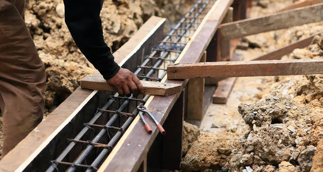Jaki beton na fundament B20 czy B25: Kluczowe różnice w wyborze betonu