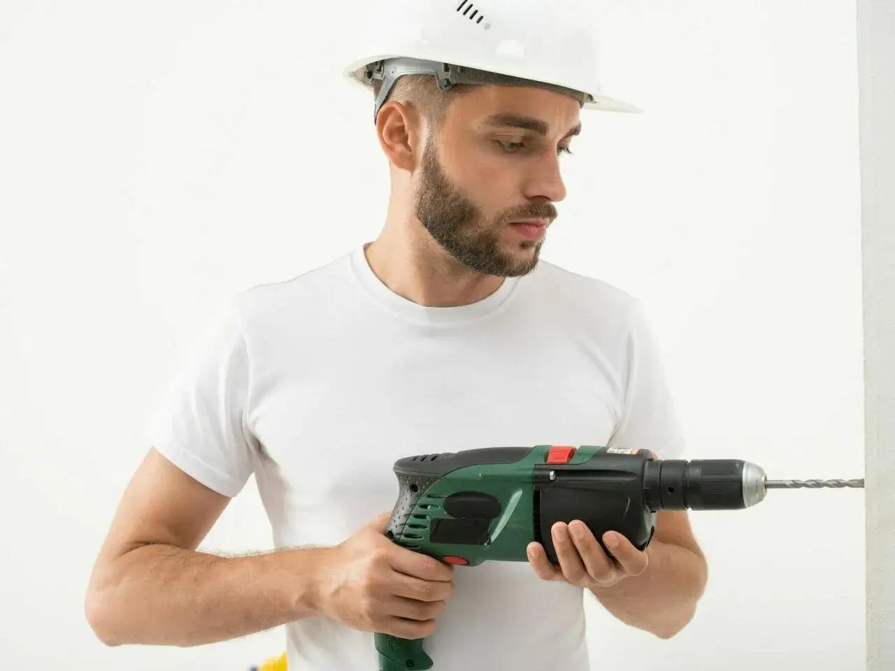 Bosch czy Makita opinie - Które narzędzia są lepsze dla Ciebie?