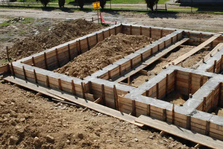Fundamenty pod dom 70m2: poznaj rodzaje, koszty i najlepsze rozwiązania