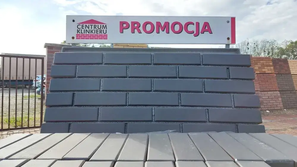 Zdjęcie Ile kosztuje cegła klinkierowa na komin? Sprawdź ceny i porady