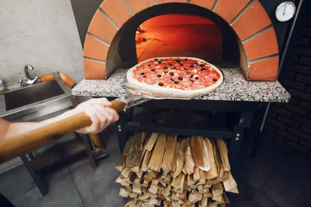 Zdjęcie Jak zbudować piec do pizzy ogrodowy - proste kroki i materiały