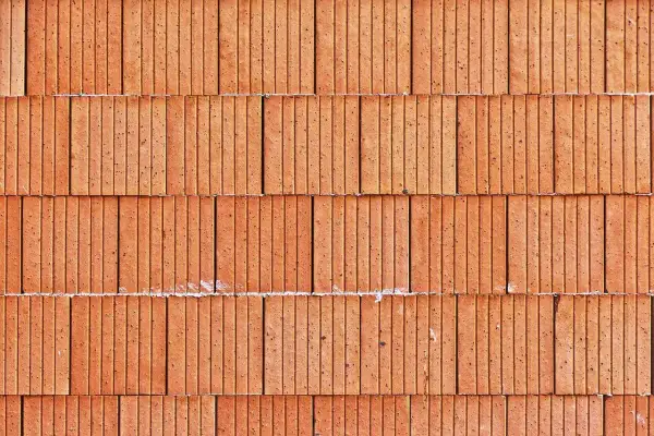 Cegła czy pustak – które materiały budowlane są lepsze dla domu?